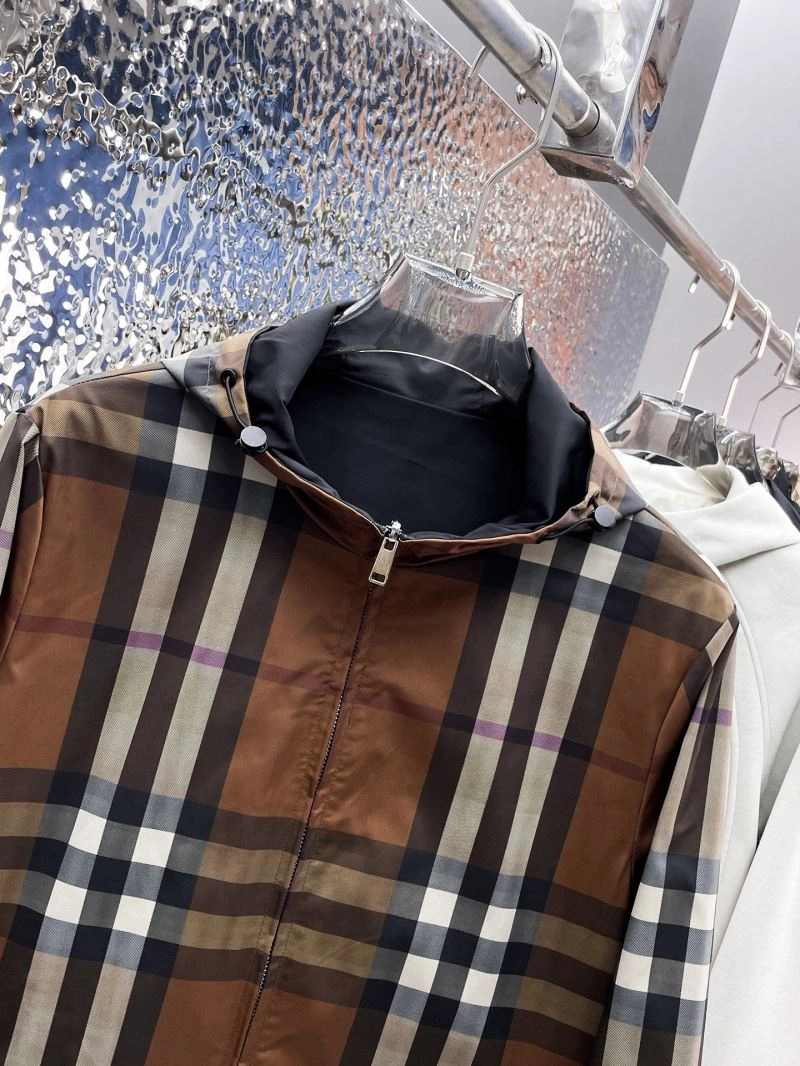 Burberry Outwear Versatile 102754