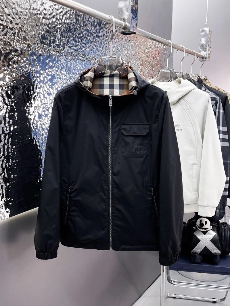 Burberry Outwear Versatile 102754