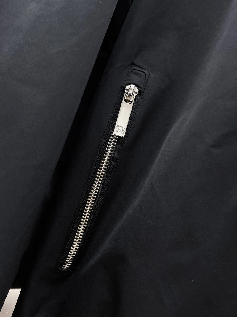 Cozy Burberry Outwear 102808