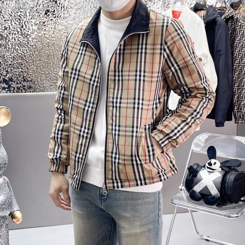 Burberry Outwear EasyMatch 102759