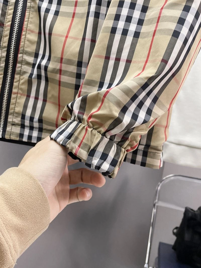 Burberry Outwear EasyMatch 102759