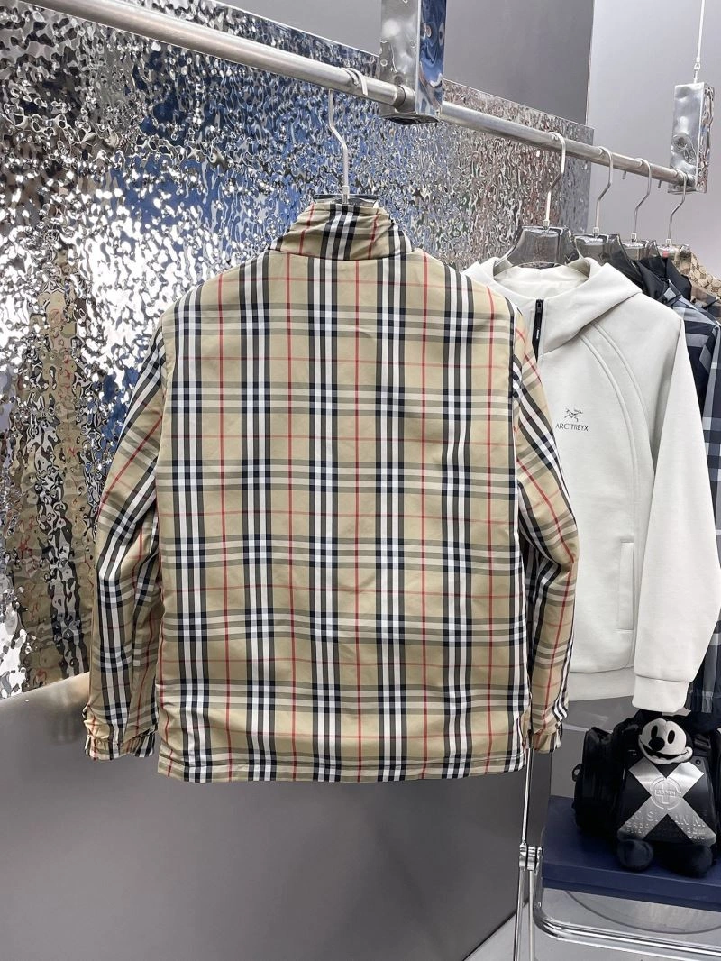 Burberry Outwear EasyMatch 102759