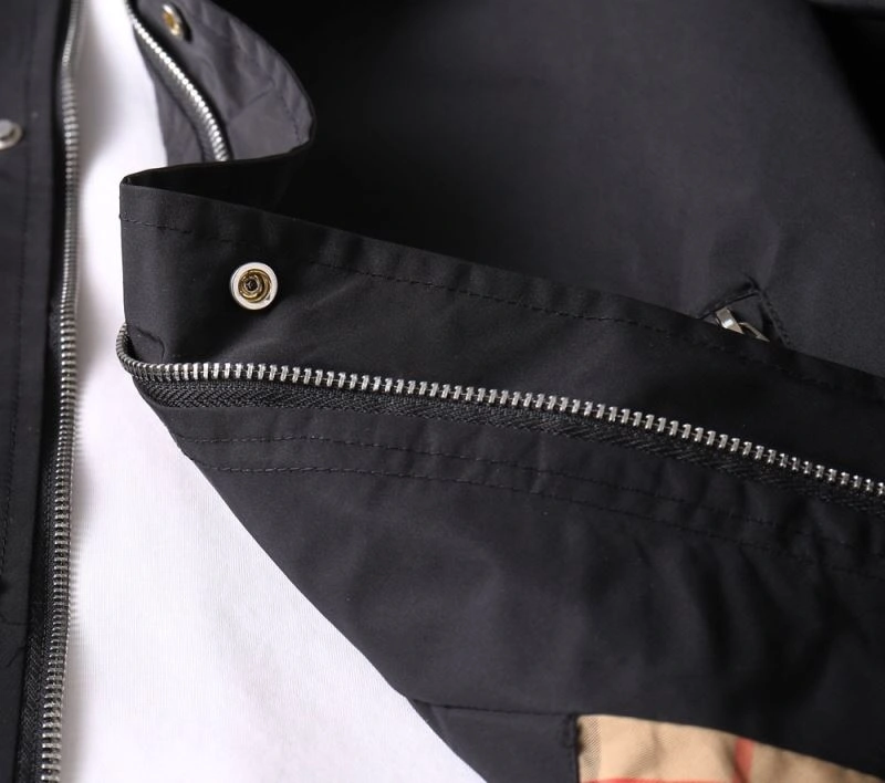DailyWear Burberry Outwear 102737