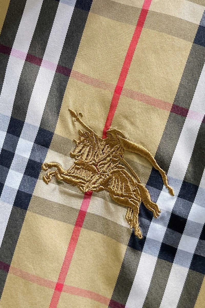 Burberry Outwear Classic 102735