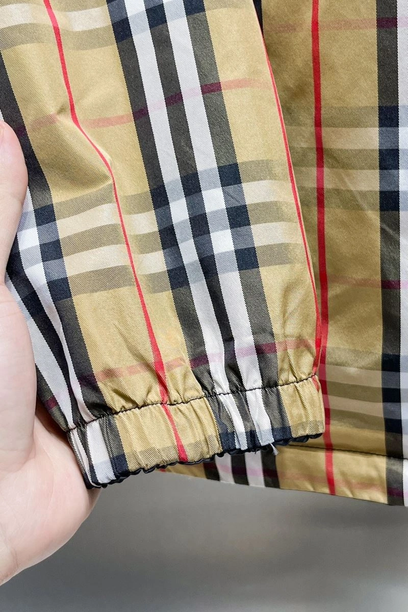 Burberry Outwear Classic 102735