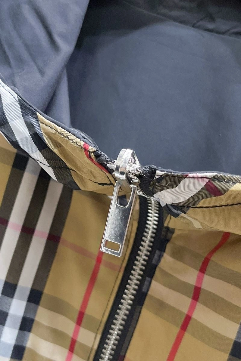 Burberry Outwear Classic 102735