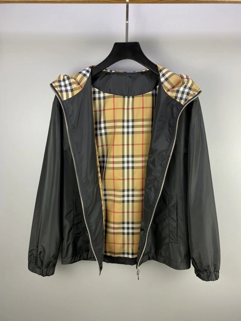 Burberry Outwear Modern 102733