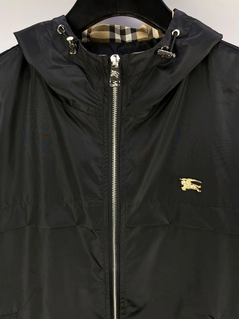 Burberry Outwear Modern 102733