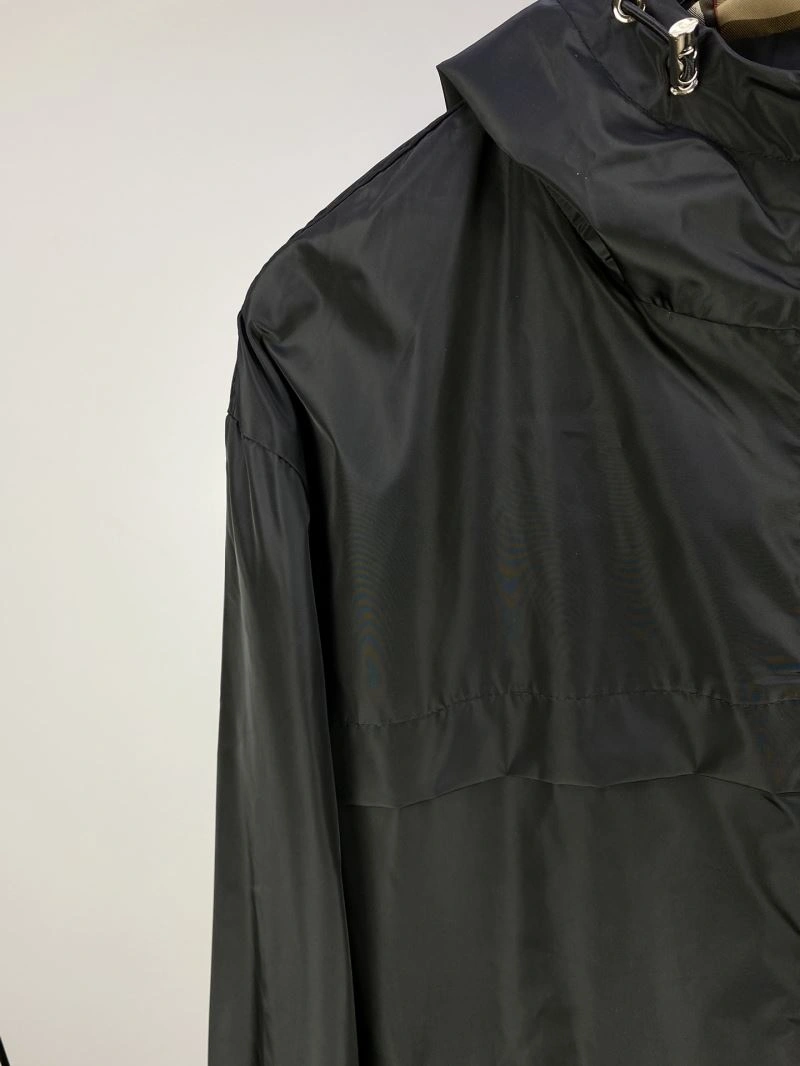 Burberry Outwear Modern 102733