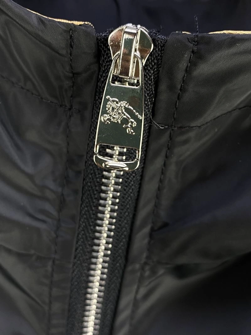 Burberry Outwear Modern 102733