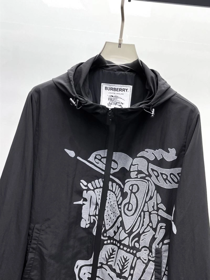 Burberry Outwear FlexibleFit 102731