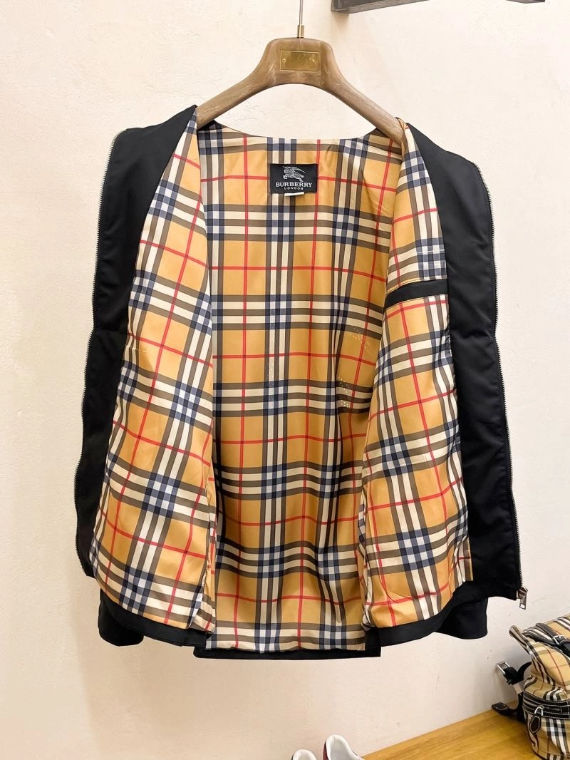 Burberry Outwear Comfortable 102726
