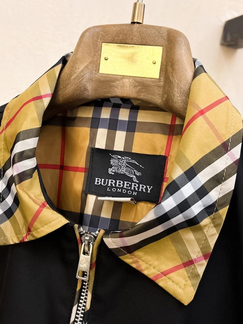 Burberry Outwear Comfortable 102726