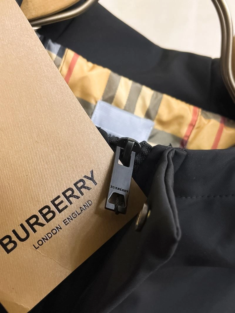 Burberry Outwear Refined 102724