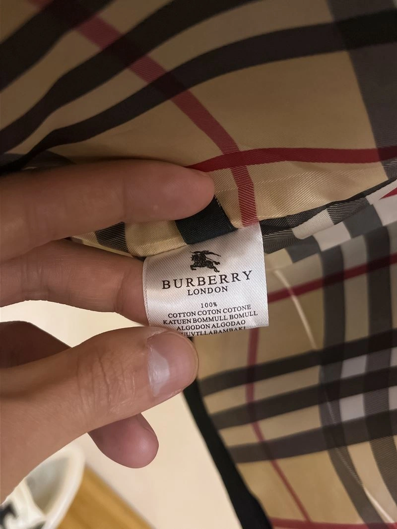 Soft Burberry Outwear 102741