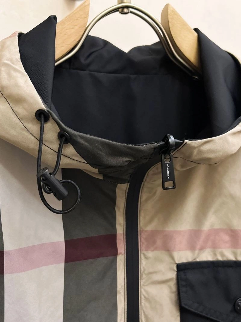 FlexibleFit Burberry Outwear 102718