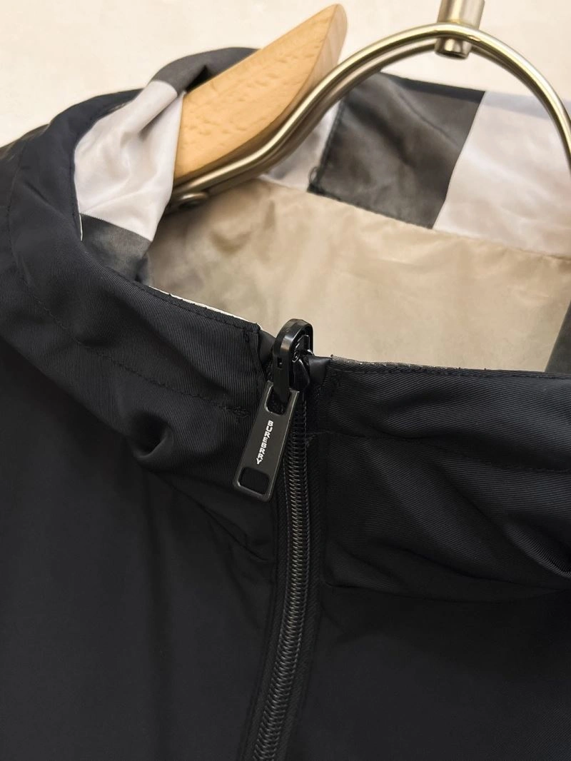 FlexibleFit Burberry Outwear 102718