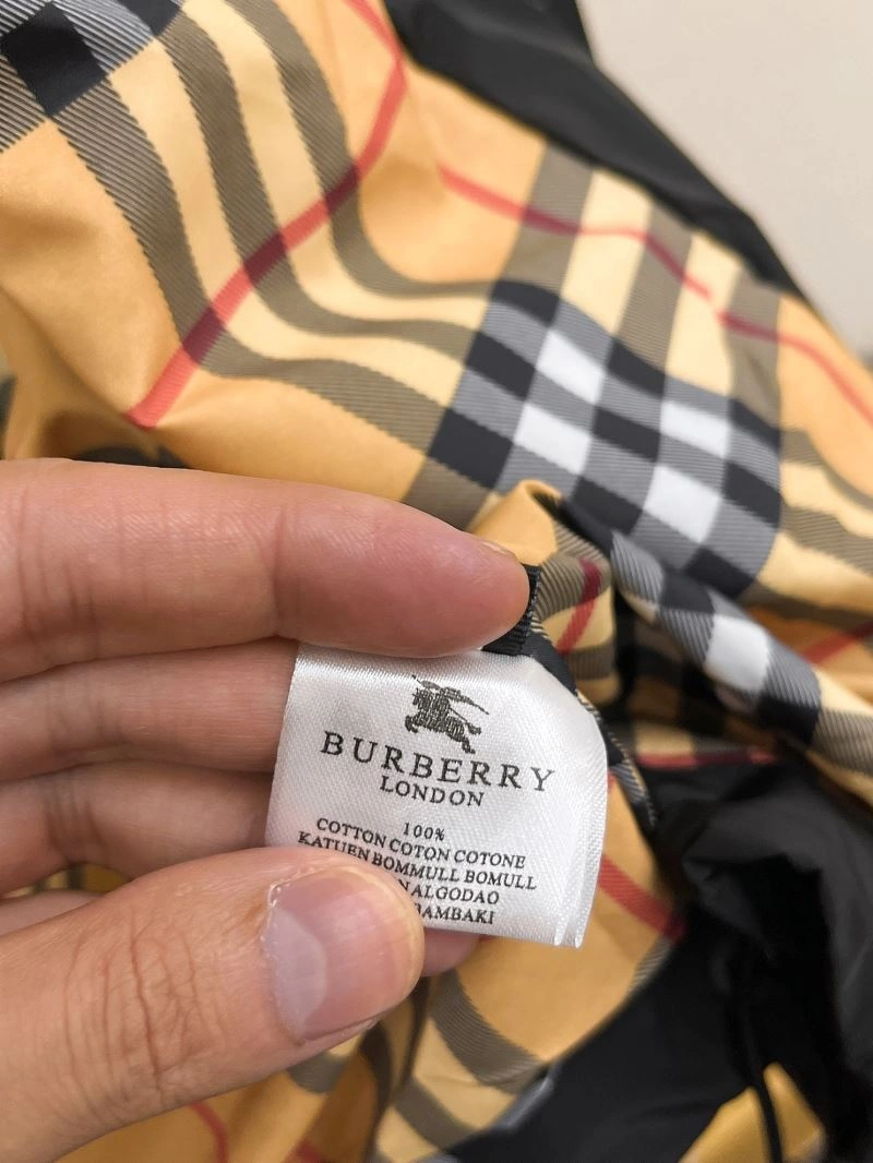 Burberry Outwear OdorResistant 102722