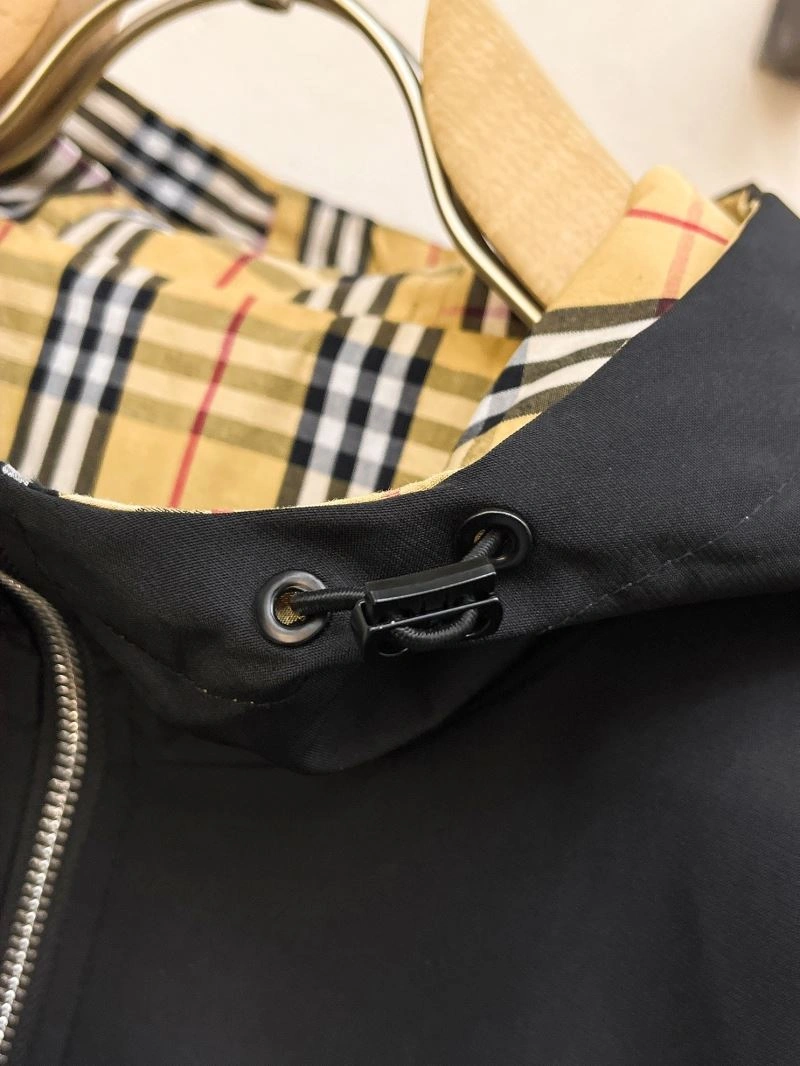 Comfortable Burberry Outwear 102720