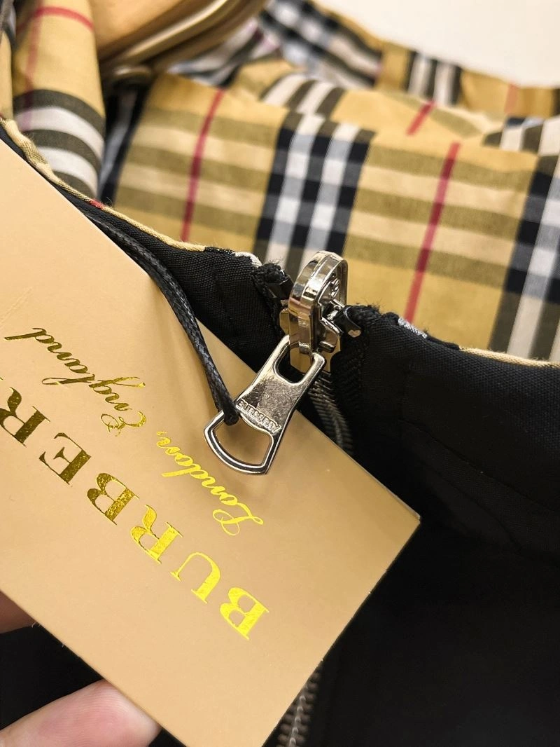 Comfortable Burberry Outwear 102720