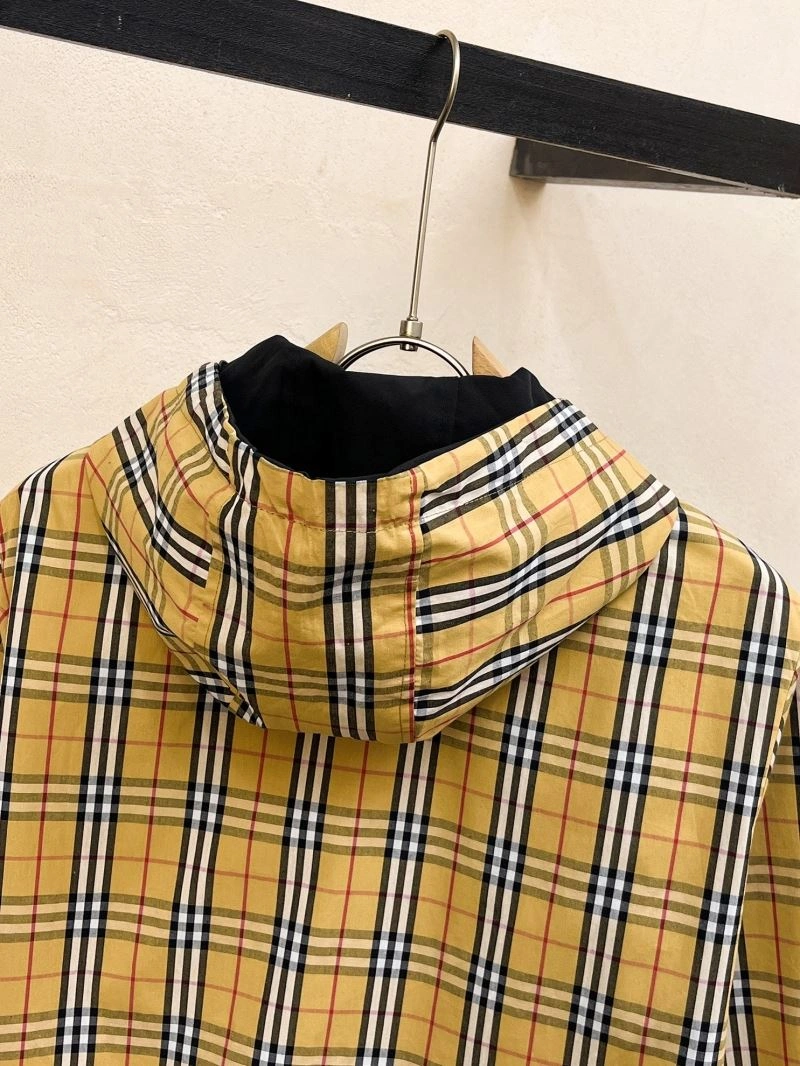 Comfortable Burberry Outwear 102720