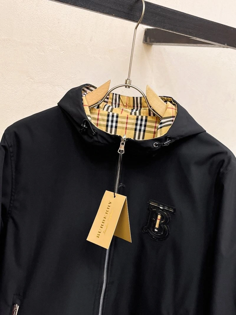 Comfortable Burberry Outwear 102720