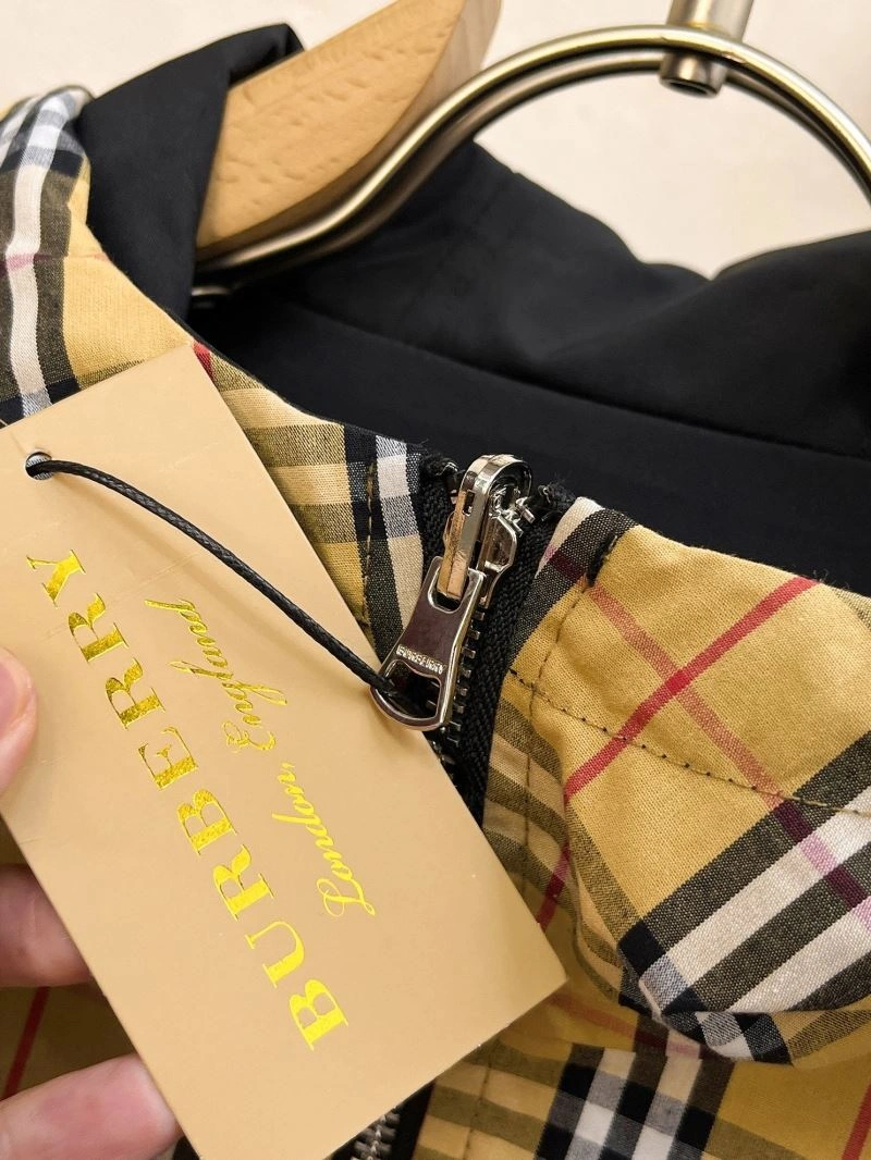 Comfortable Burberry Outwear 102720