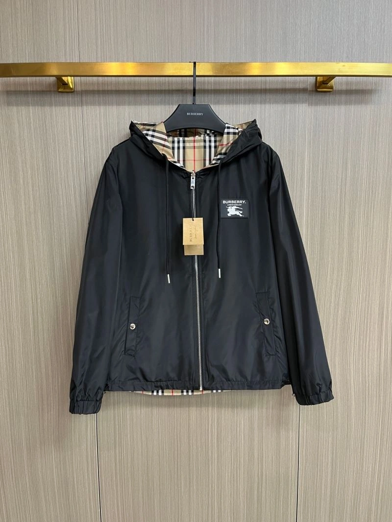Burberry Outwear Breathable 102714