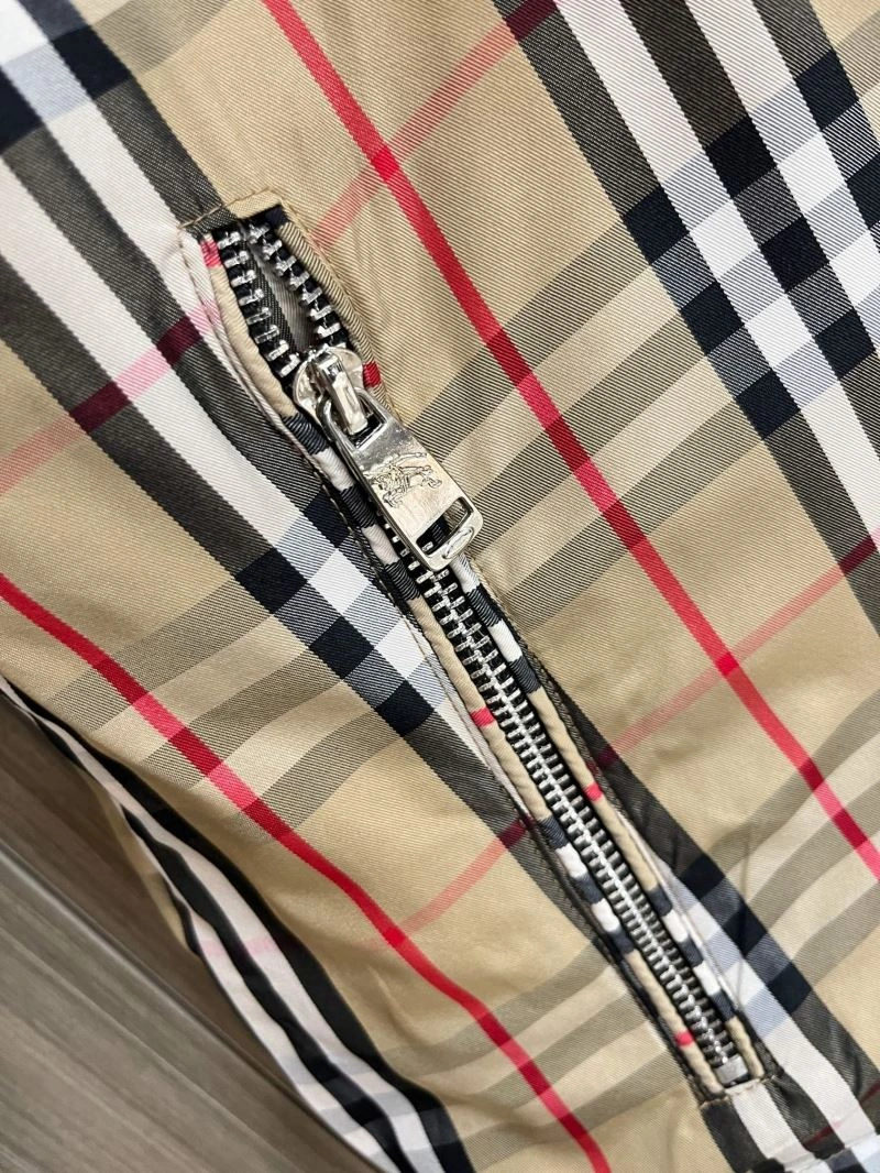 Burberry Outwear Breathable 102714
