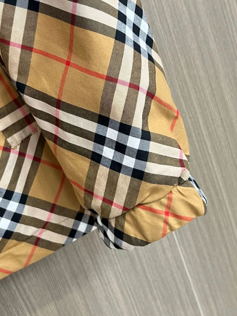 Burberry Outwear Timeless 102717