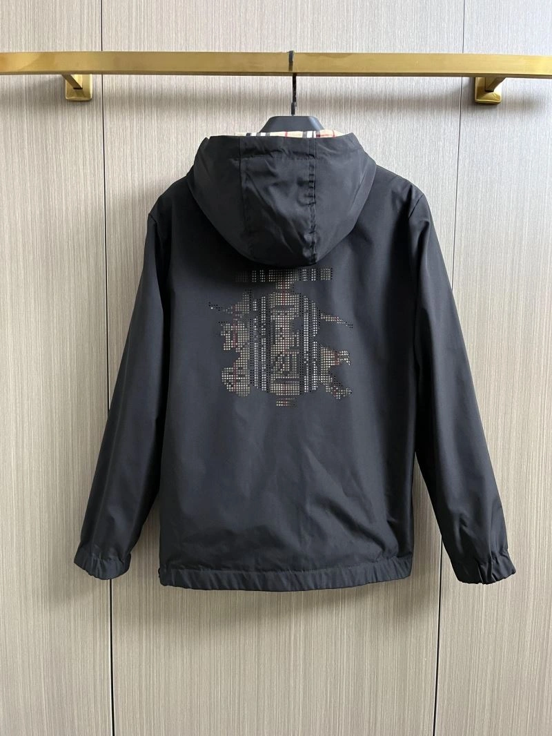 WrinkleFree Burberry Outwear 102719