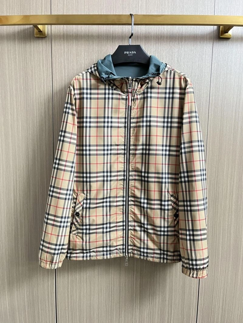 Burberry Outwear ComfortFit 102705