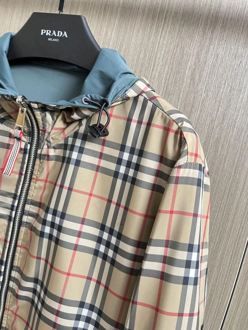 Burberry Outwear ComfortFit 102705