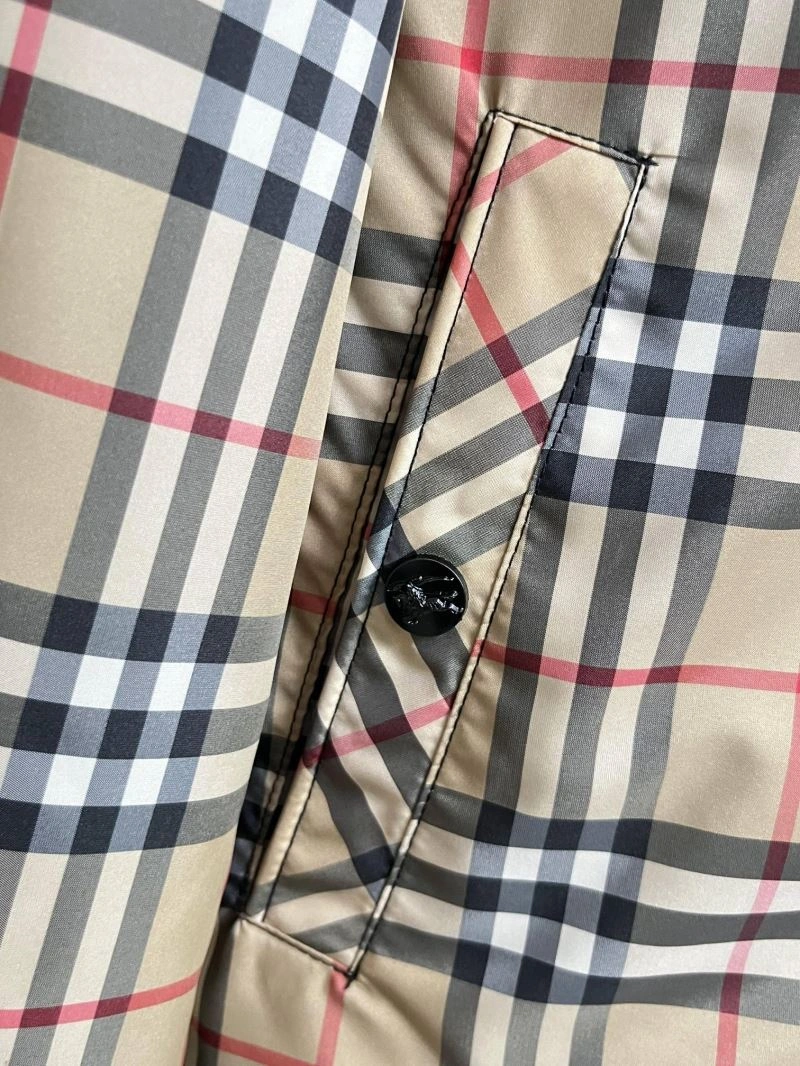 Burberry Outwear ComfortFit 102705