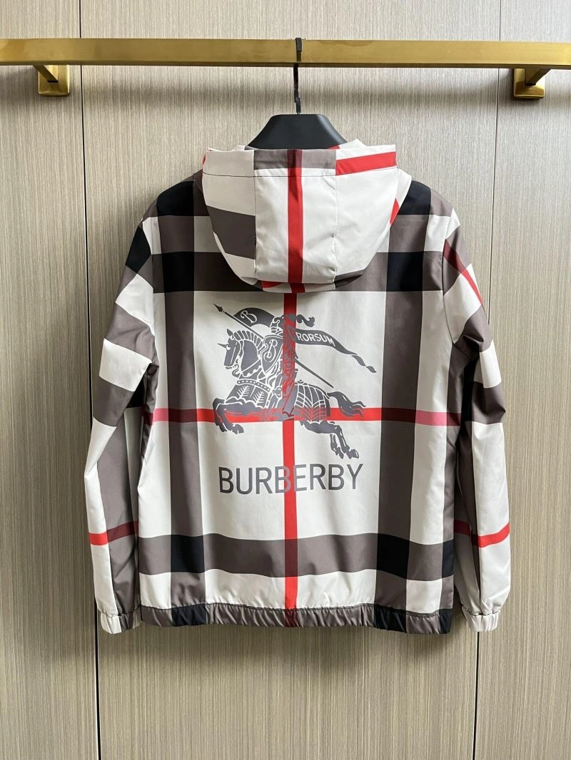 Burberry Outwear TechFriendly 102715