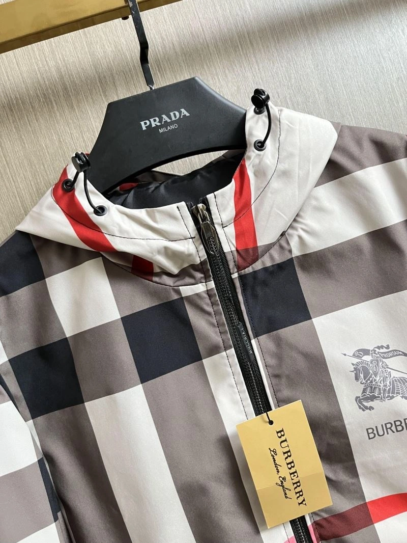 Burberry Outwear TechFriendly 102715