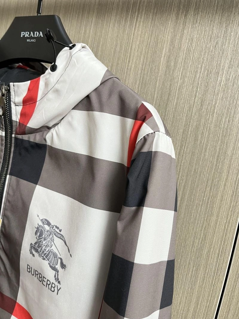 Burberry Outwear TechFriendly 102715