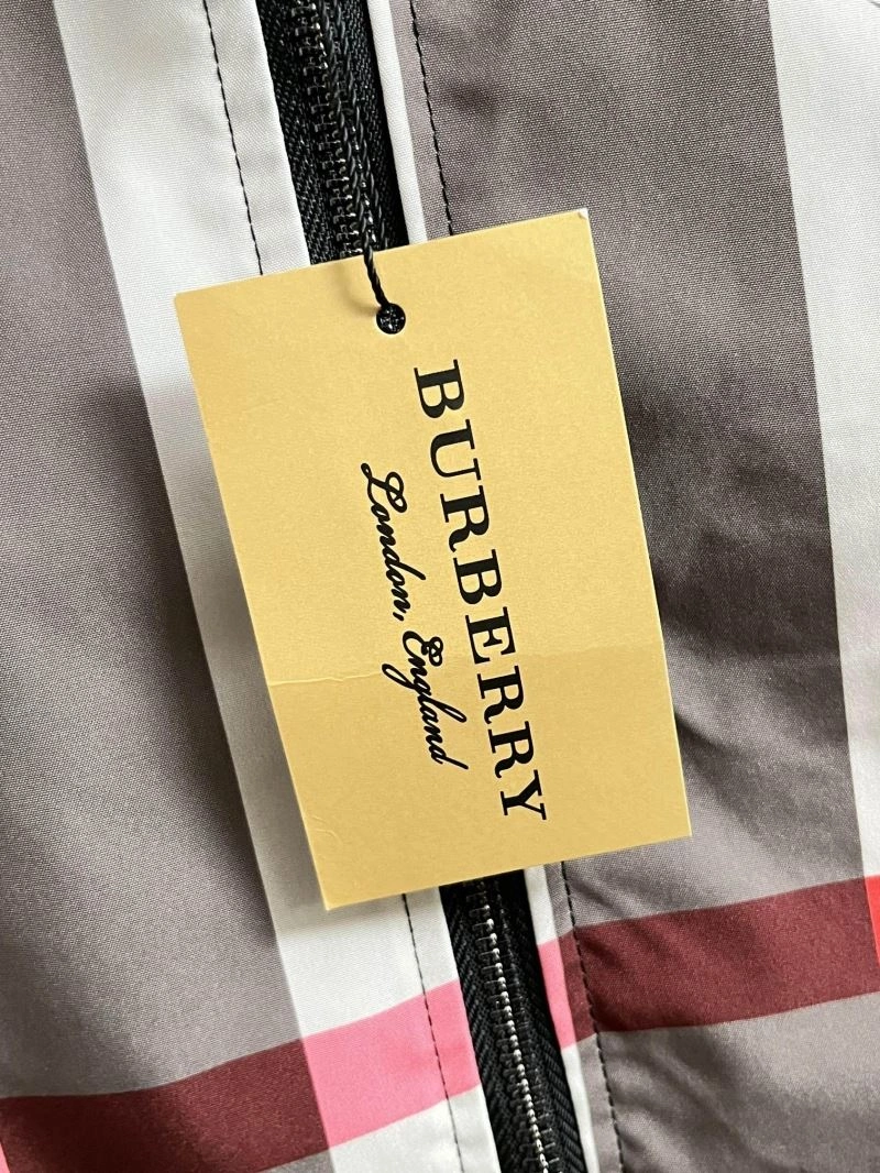 Burberry Outwear TechFriendly 102715
