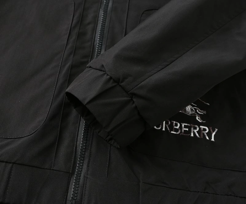 TechFriendly Burberry Outwear 102704