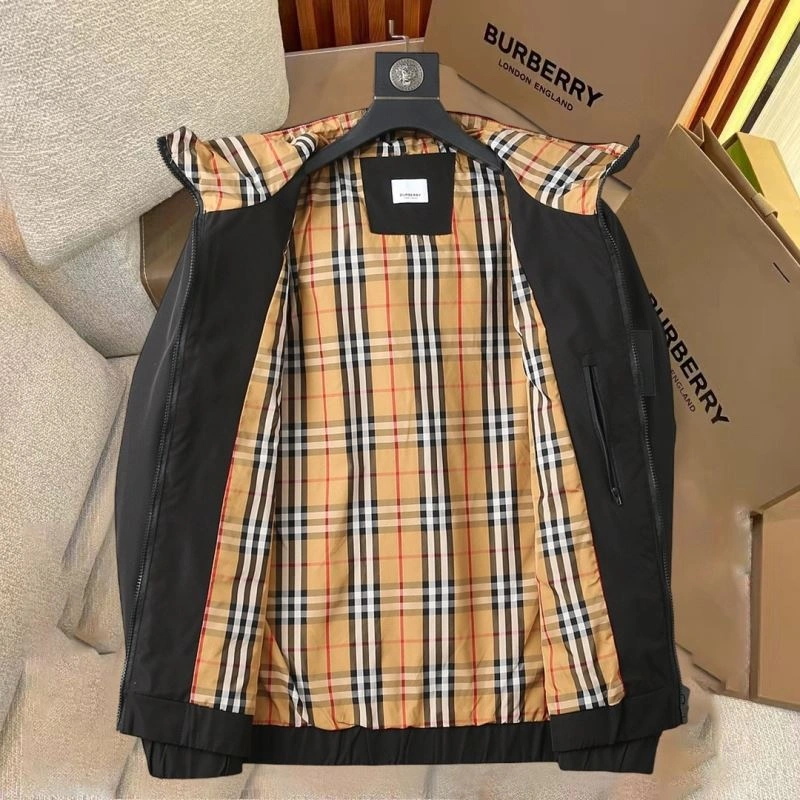 TechFriendly Burberry Outwear 102704