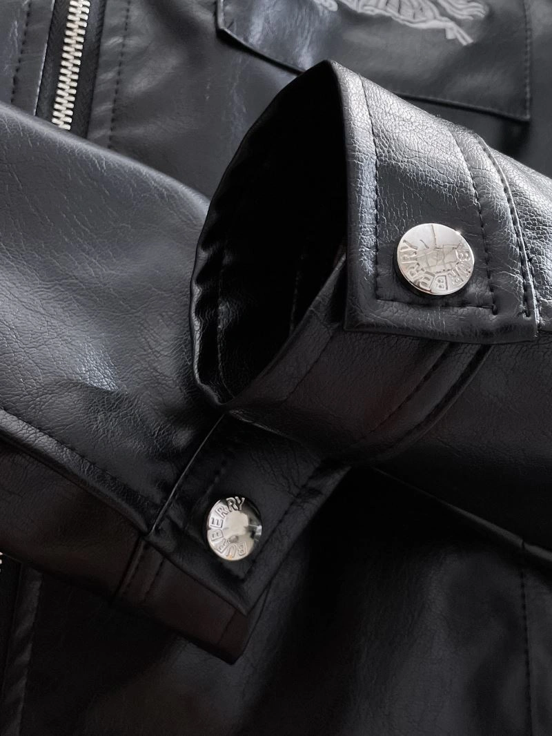 Timeless Burberry Outwear 102703