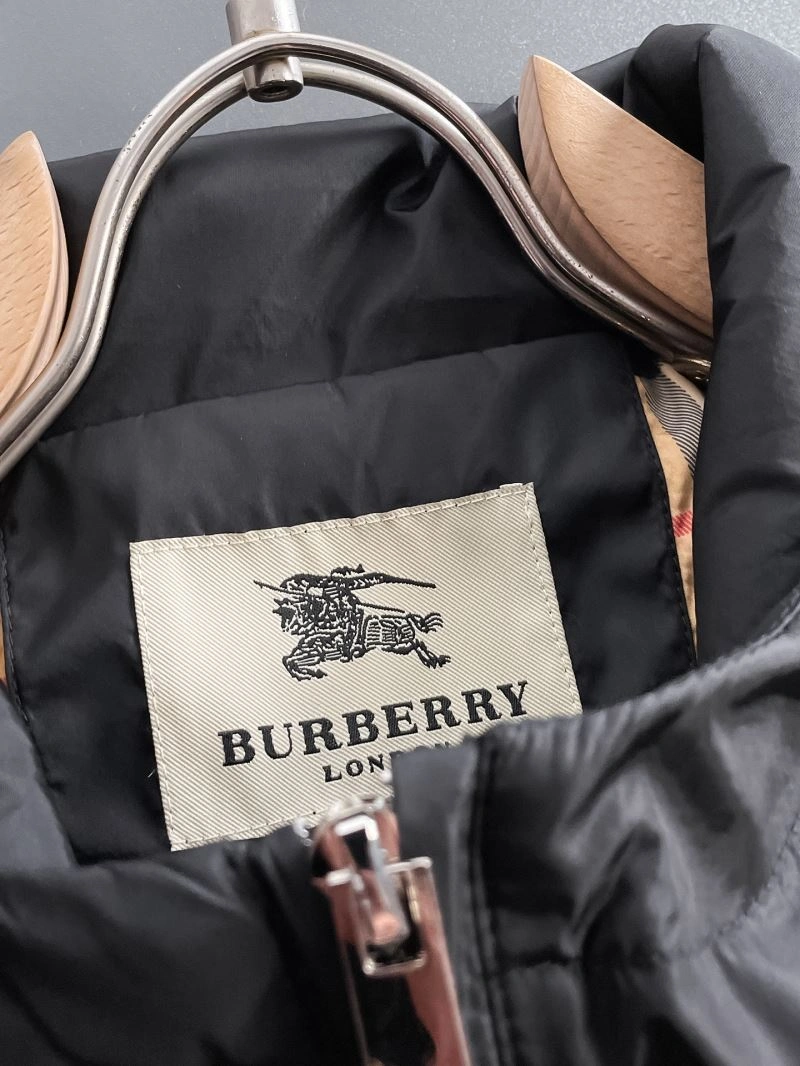 Burberry Outwear Timeless 102701