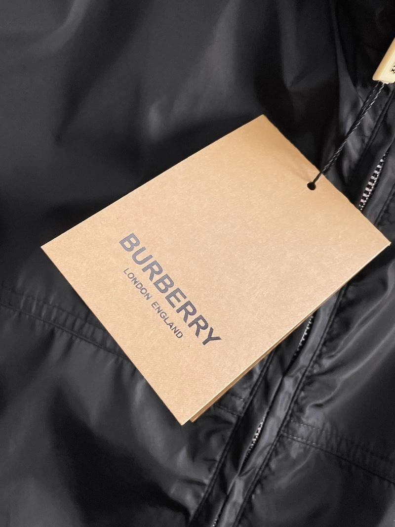 Burberry Outwear Timeless 102701