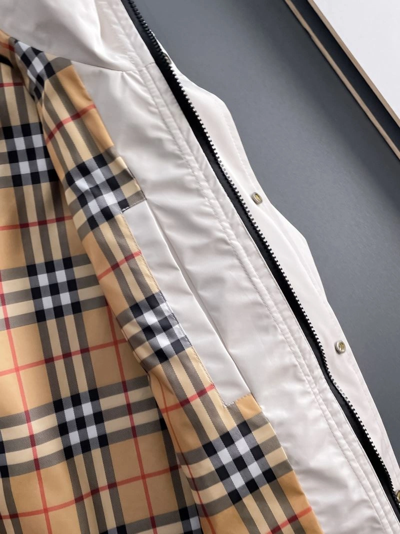 Burberry Outwear Premium 102702