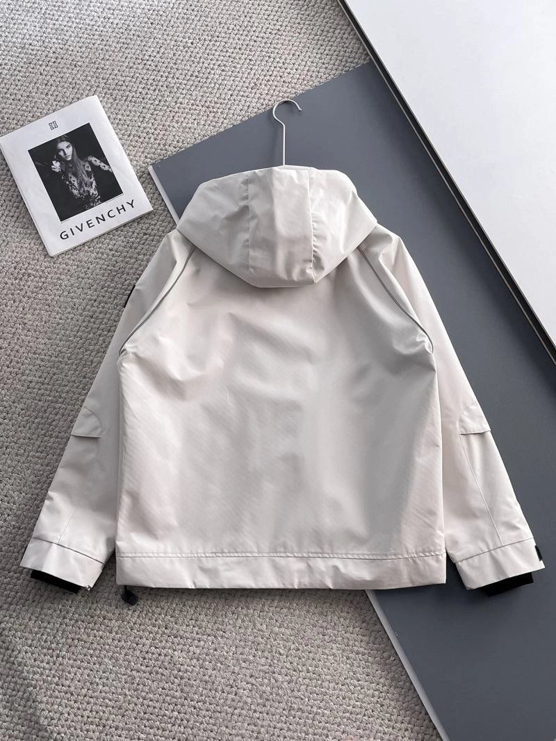 Burberry Outwear Premium 102702