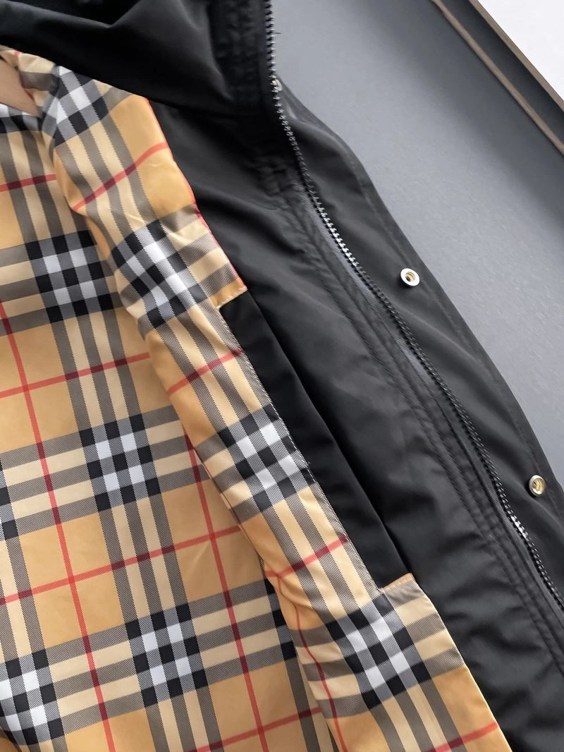 Burberry Outwear EyeCatching 102736