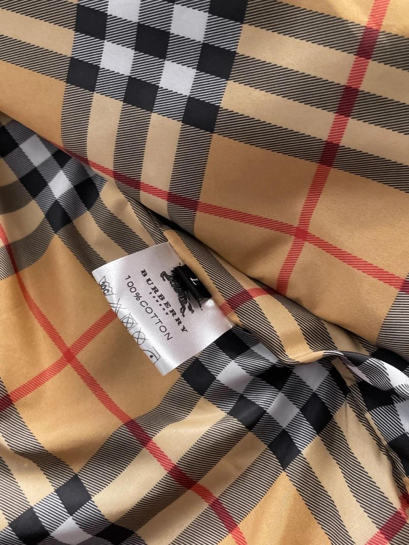 Burberry Outwear EyeCatching 102736