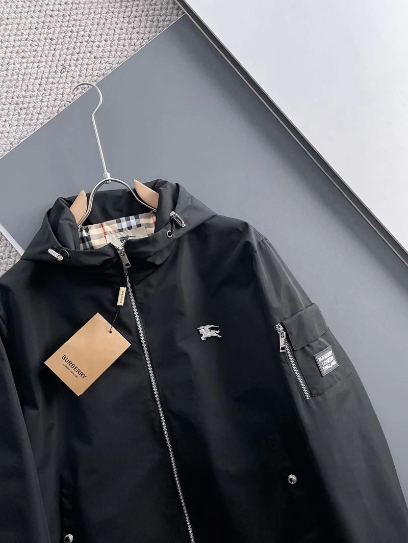 Durable Burberry Outwear 102698