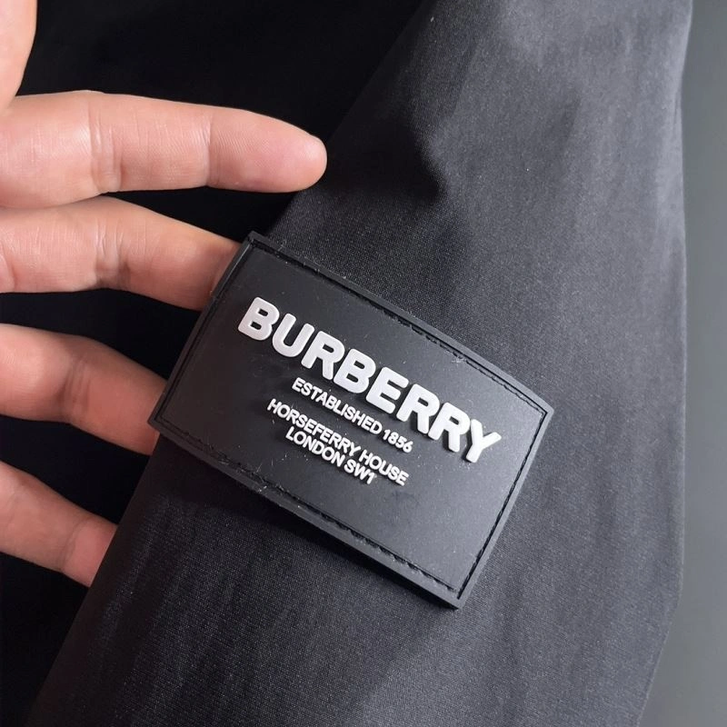 Premium Burberry Outwear 102694