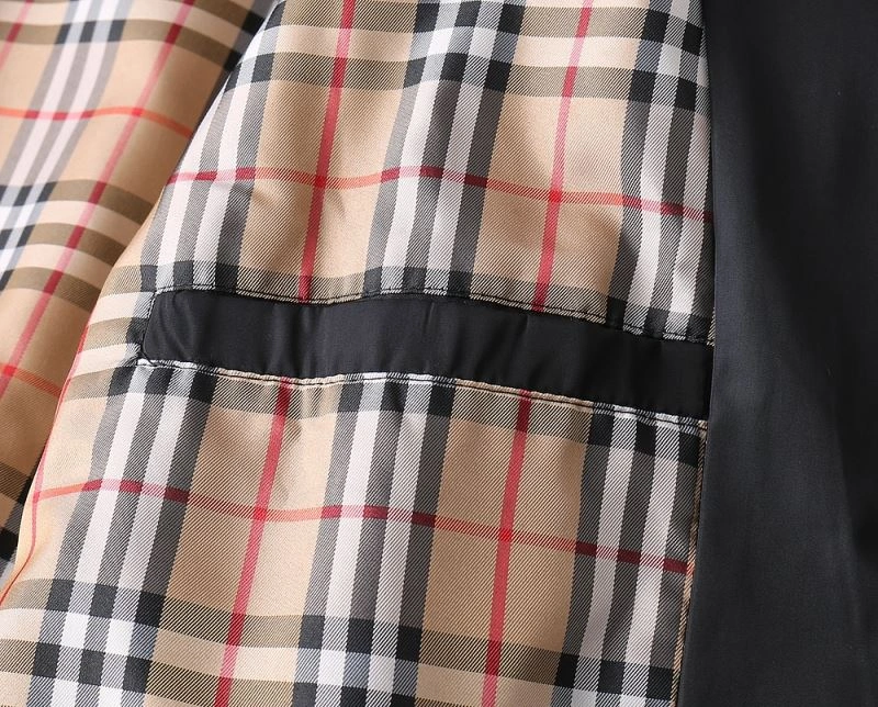 Burberry Outwear SmartChoice 102678